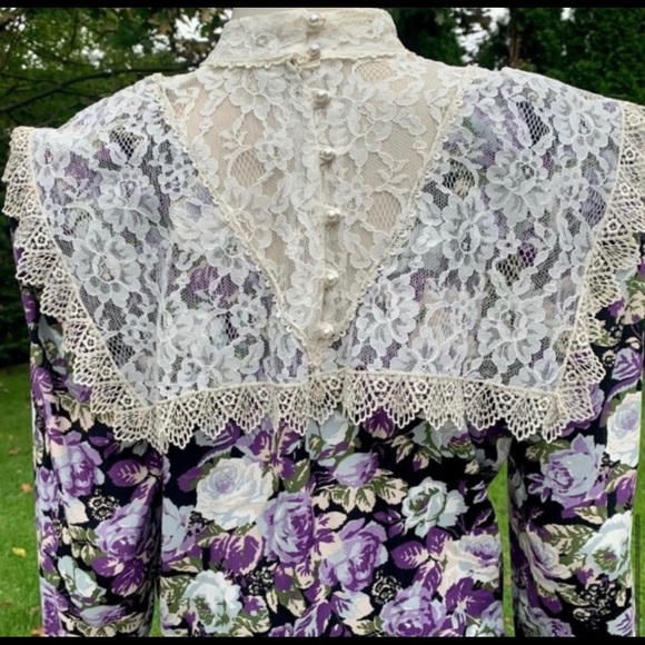 Vintage Cottagecore Lace Trimmed Drop Waist Floral Prairie Dress - Picture 5 of 5